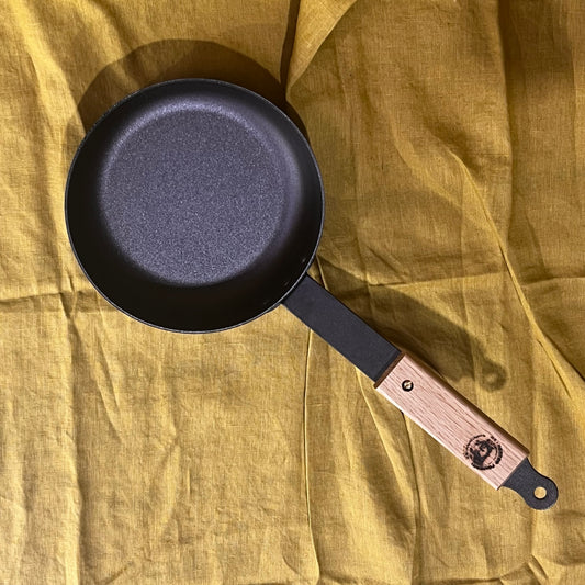 7" (18cm) Spun Iron Chef's pan