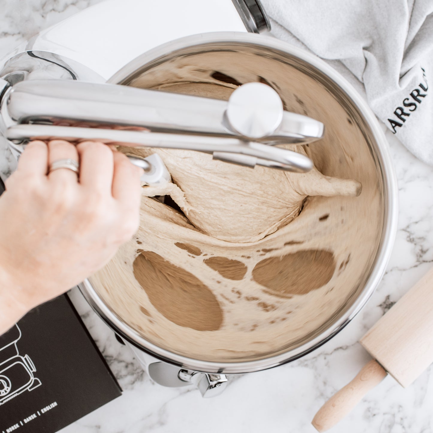 Glossy White Stand Mixer