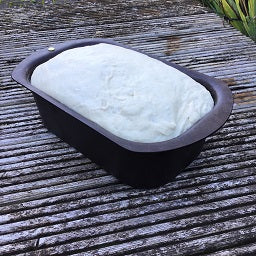 2lb (1kg) Black Iron Loaf Pan