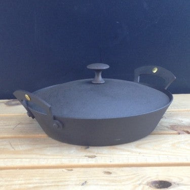 8" (20cm)  Spun Iron Prospector Casserole