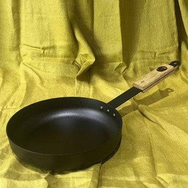 Netherton Foundry 9" (23cm) Spun Iron Chef's Sauté frying pan