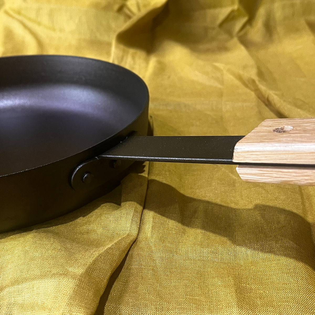 Netherton Foundry 9" (23cm) Spun Iron Chef's Sauté frying pan