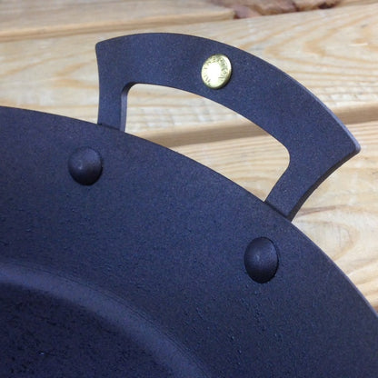 12" (30cm)  Spun Iron Prospector Casserole