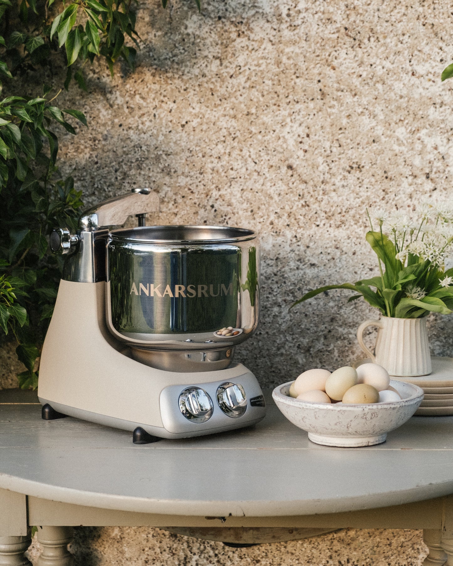 Harmony Beige Stand Mixer